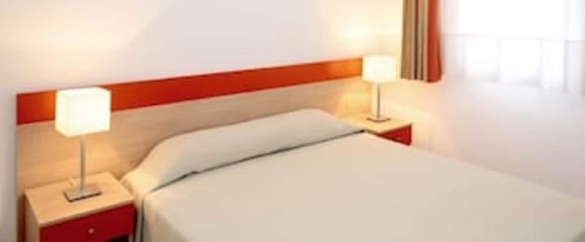 Aparthotel Appart'city Classic - La Duranne 3*
