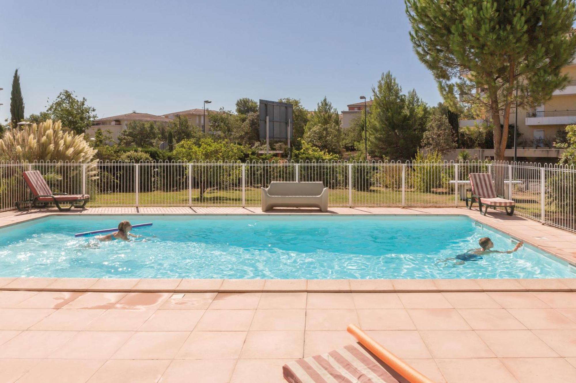 Appart’city Aix En Provence – La Duranne